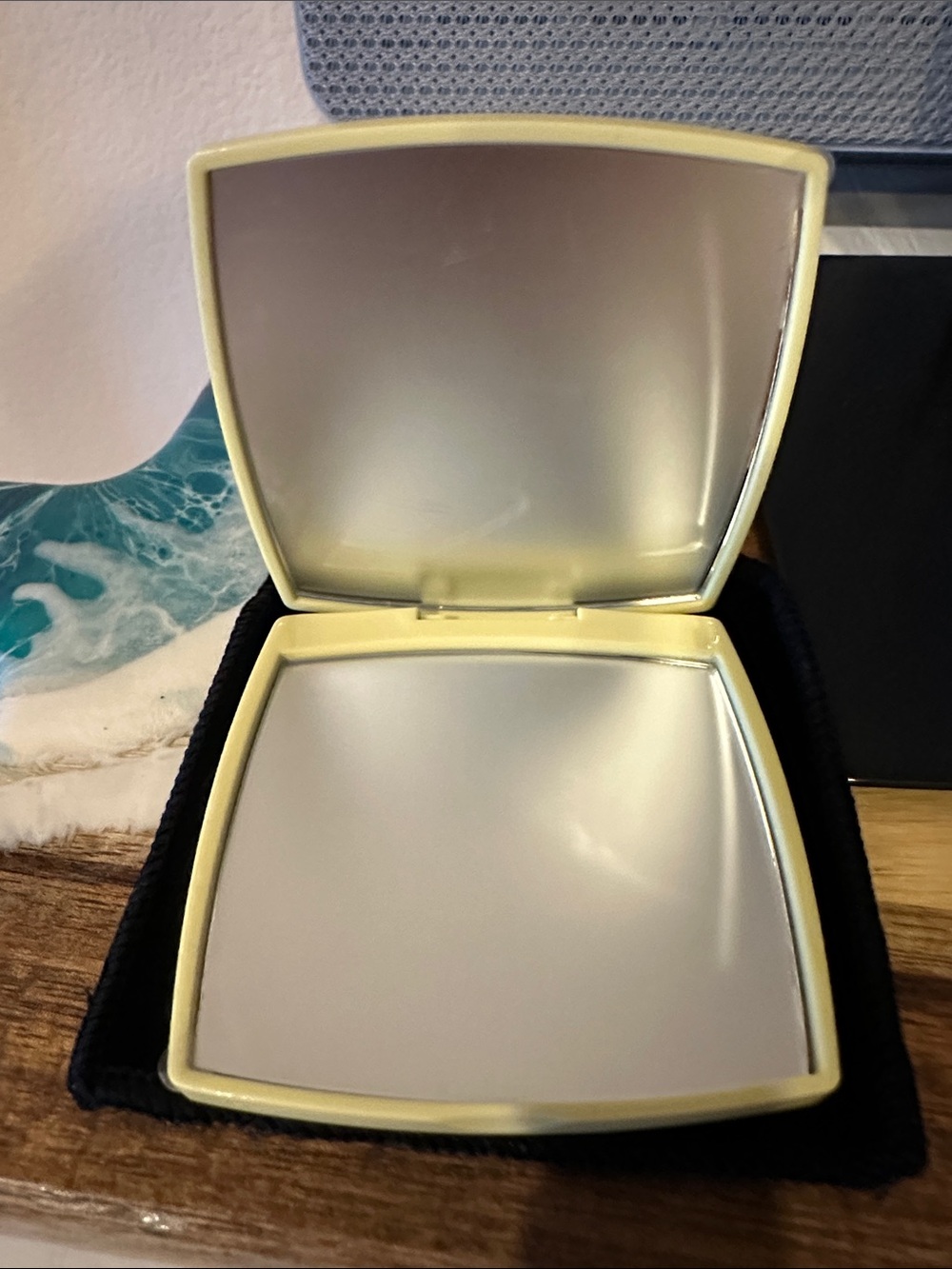 AUTHENTIC CHANEL Yellow Compact Charger with Black Logo - Picture 2 of 2